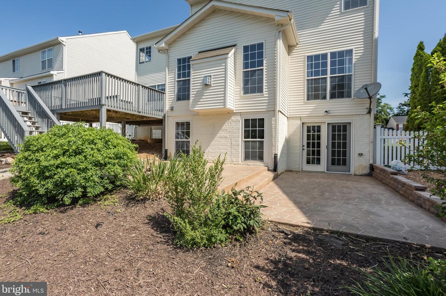 655 Beehive Way, Winchester VA  22601-6438 exterior