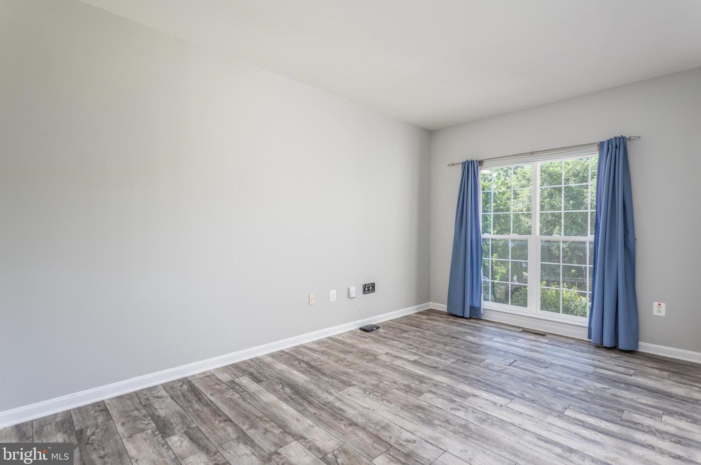 655 Beehive Way, Winchester VA  22601-6438 exterior