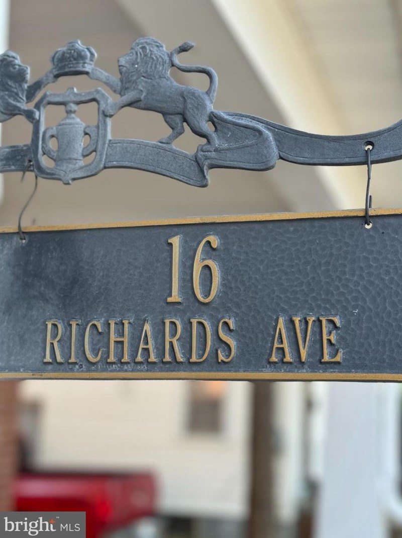 16 Richards Ave, Winchester, VA 22601
