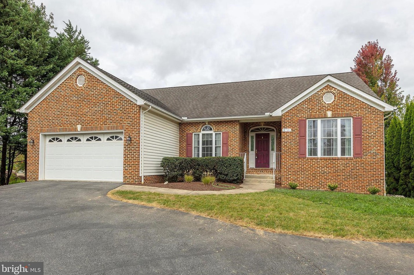 2721 Middle Rd, Winchester, VA 22601