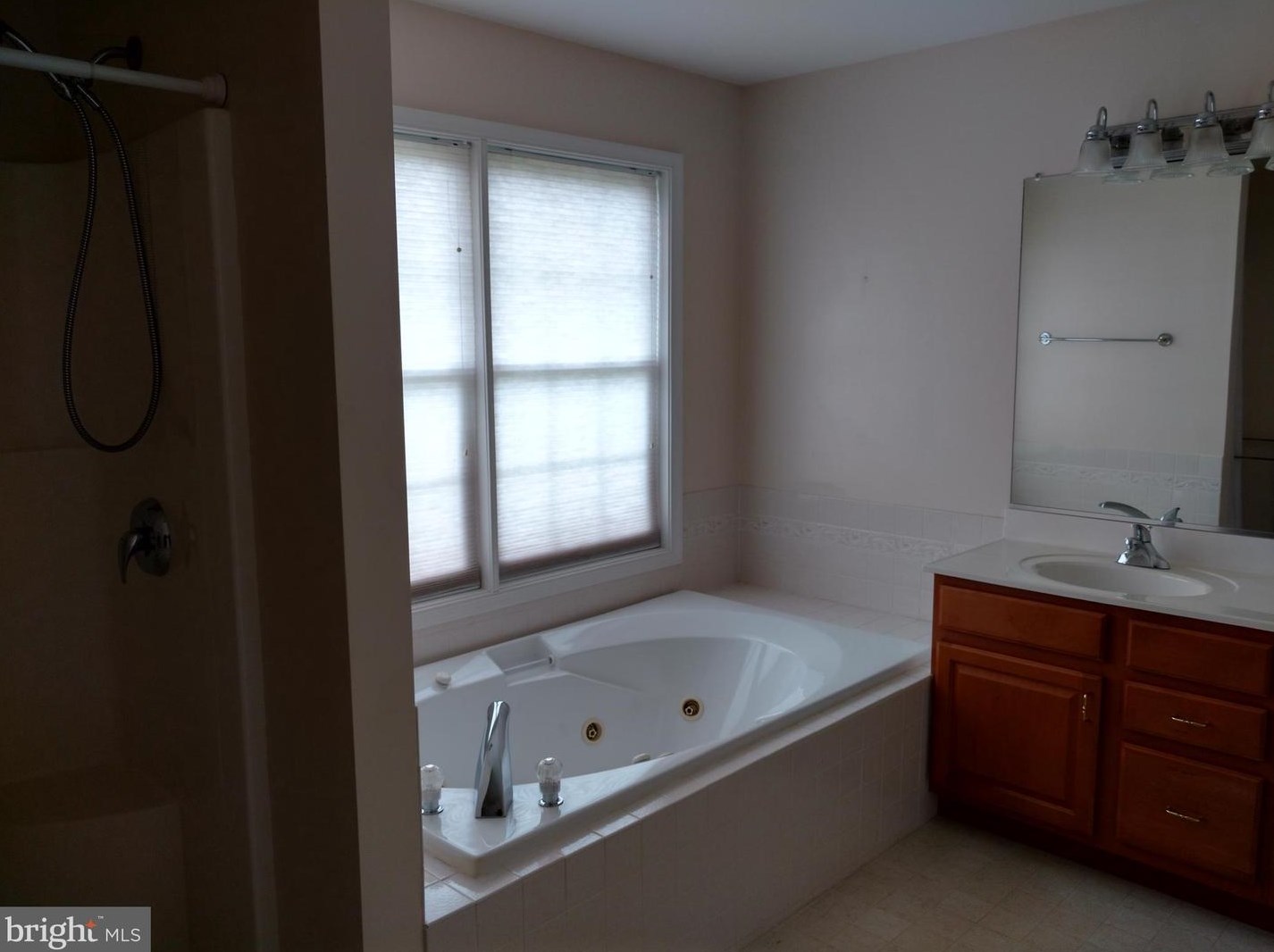 1917 Sully Ct, Winchester, VA 22601