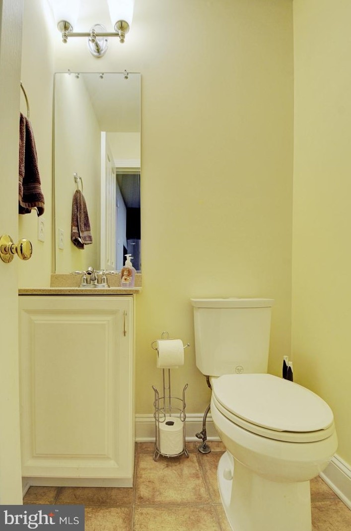 214 Kent St, Winchester VA 22601-5345 exterior