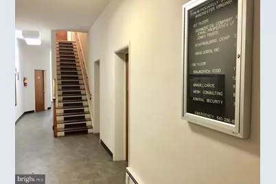 116 W Piccadilly Street #9&10, Winchester, VA 22601 - Photo 2