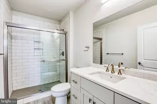 210 E Boscawen St, Winchester, VA 22601 - Photo 12