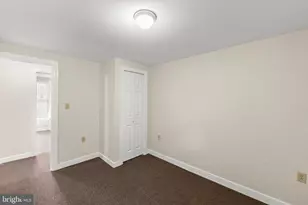 106 W Southwerk St, Winchester, VA 22601 - Photo 12
