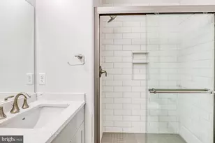 210 E Boscawen St, Winchester, VA 22601 - Photo 12