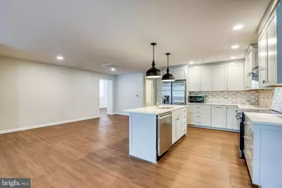 210 E Boscawen St #204, Winchester, VA 22601 - Photo 6