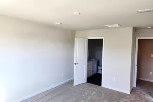 623 Laurelwood Cir, Winchester, VA 22601 - Photo 16