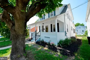 31 W Whitlock Ave, Winchester, VA 22601 - Photo 2