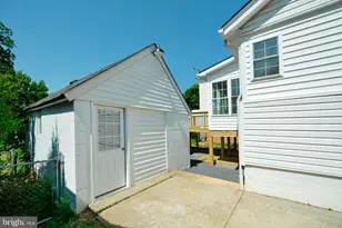 31 W Whitlock Ave, Winchester, VA 22601 - Photo 6