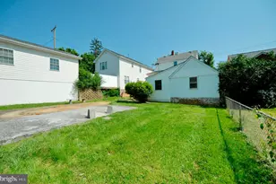 31 W Whitlock Ave, Winchester, VA 22601 - Photo 4