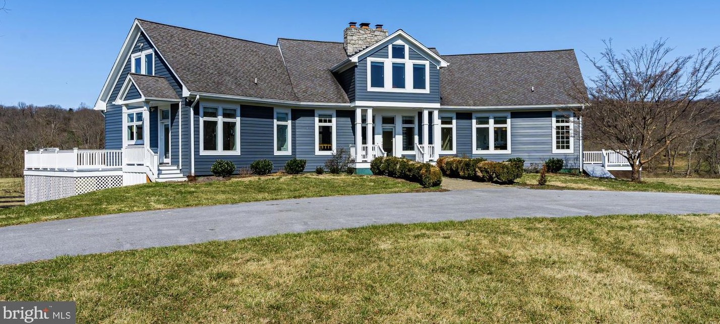 272 River Boat Dr, Front Royal, VA 22630-4451