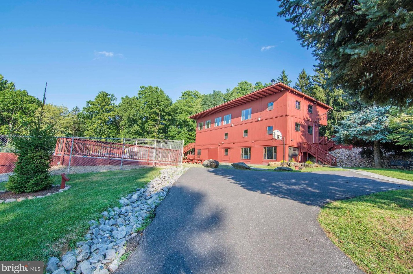 201 Windy Way, Front Royal, VA 22630-6089