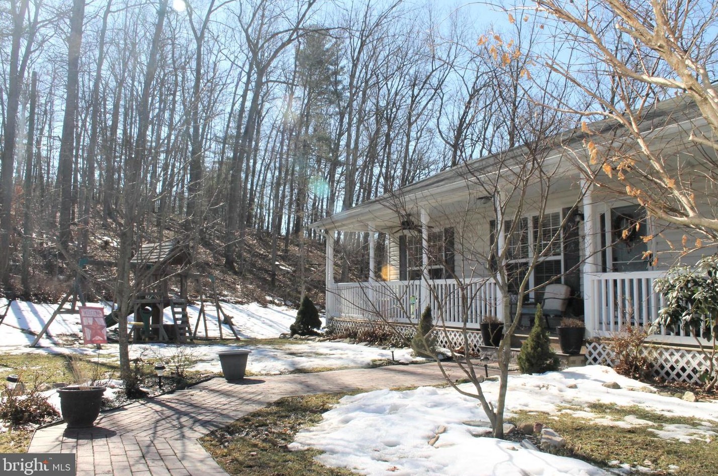91 Eagles Crag Rd, Front Royal, VA 22630-7508