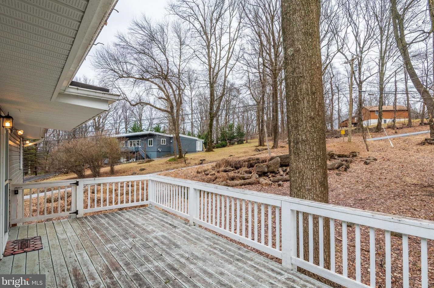 821 Massanutten Mountain Dr, Front Royal, VA 22630-5718