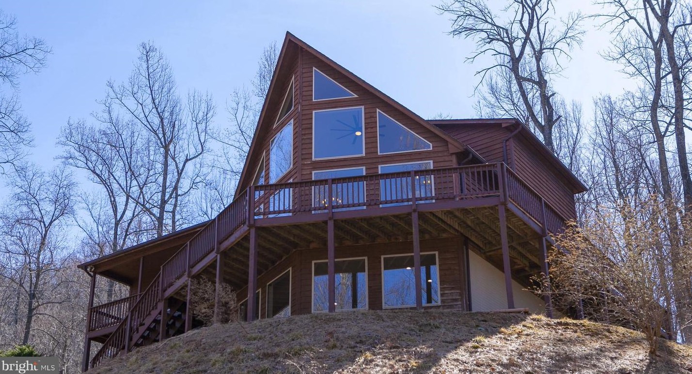 760 High Knob Rd, Front Royal, VA 22630-6190