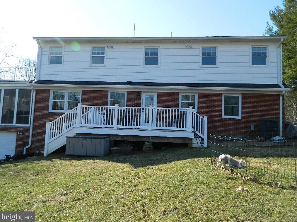 81 Sweetbrier Ct, Front Royal, VA 22630-2343