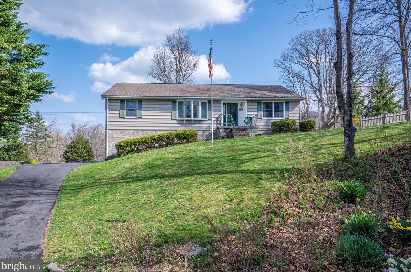 51 Mt Vernon Ct, Front Royal, VA 22630-4547