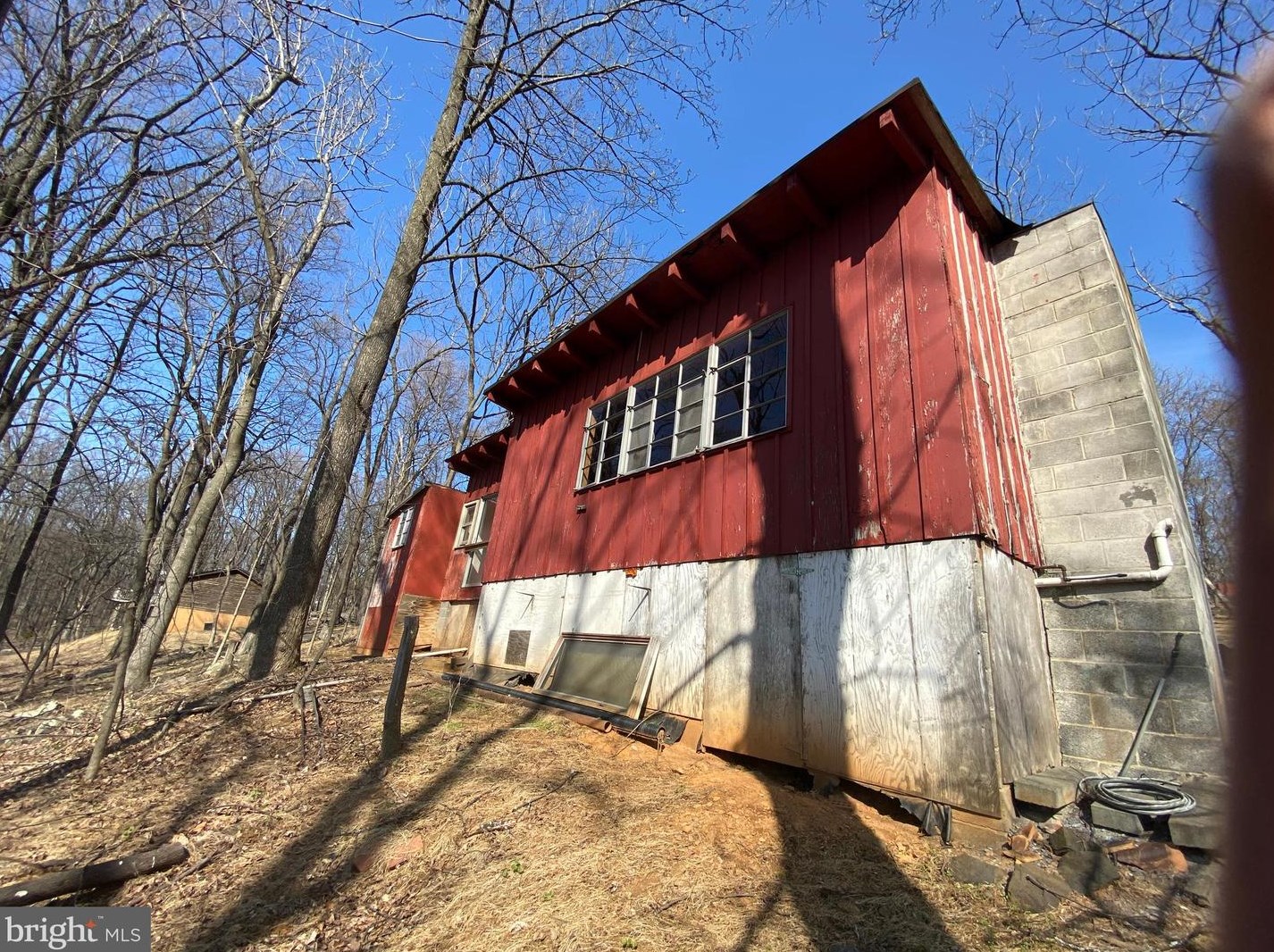 106 Mountain Spring Rd, Front Royal, VA 22630-5746