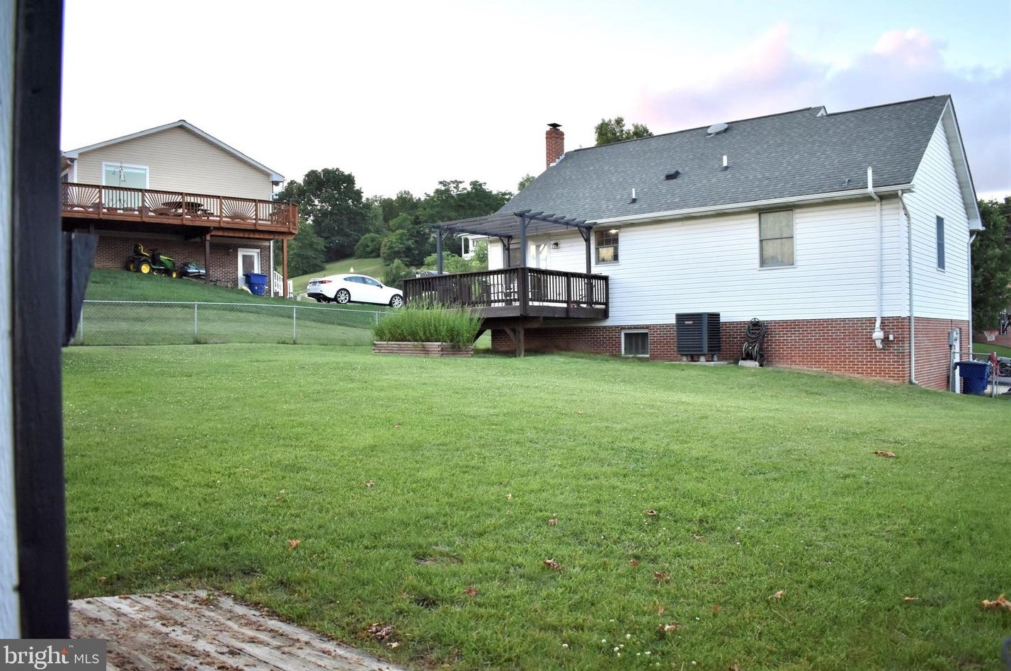1185 Fork Dr, Front Royal, VA 22630-4669