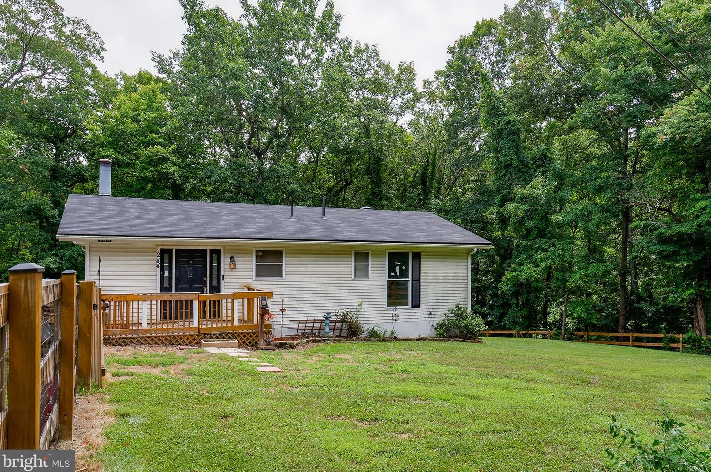 244 Dogwood Farm Rd, Front Royal, VA 22630-2773