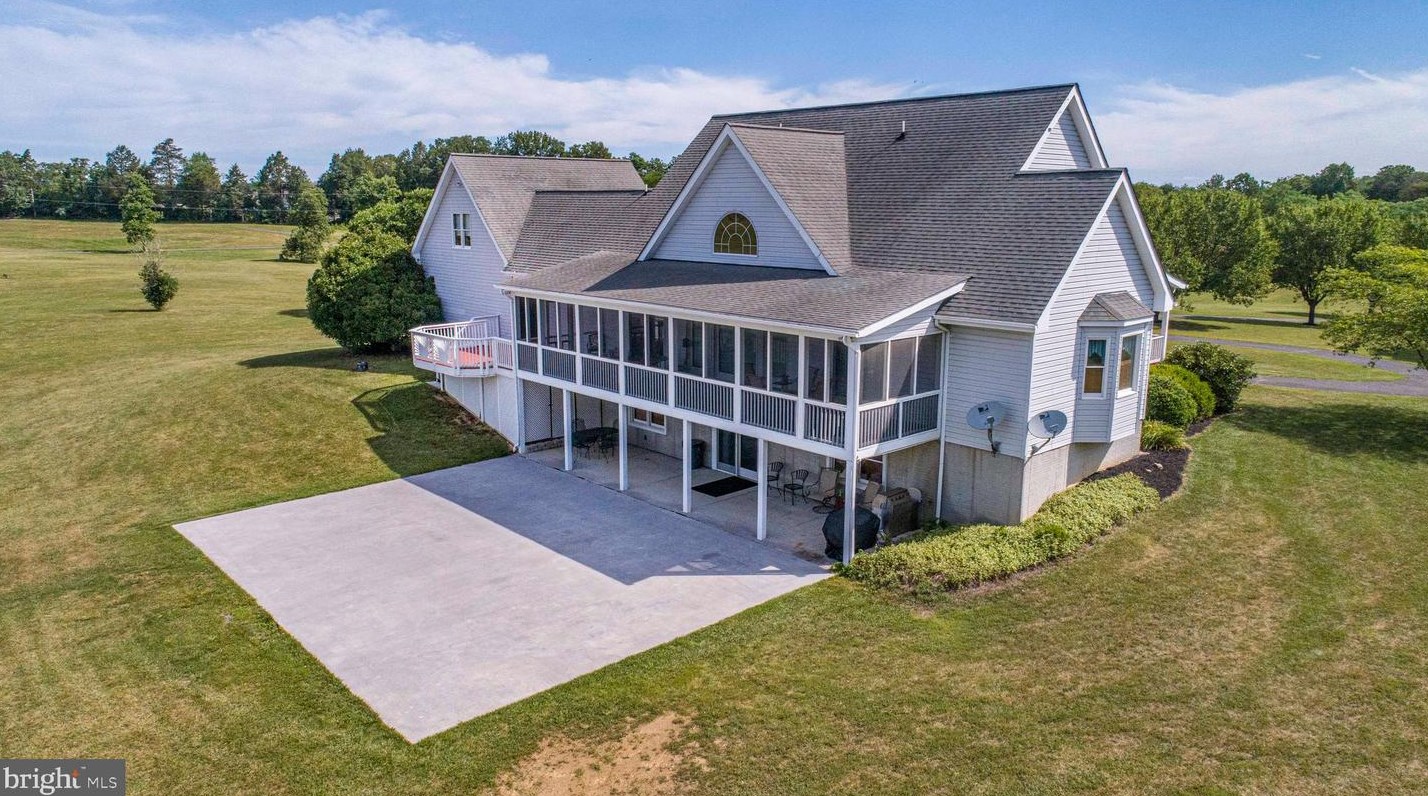 414 Simons Way, Front Royal, VA 22630-8516