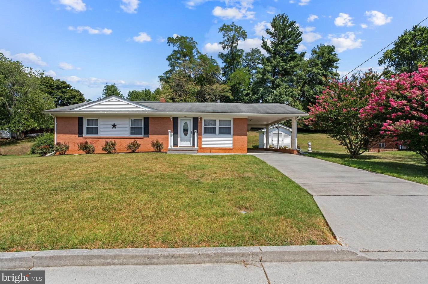 9 Morain St, Front Royal, VA 22630-4226
