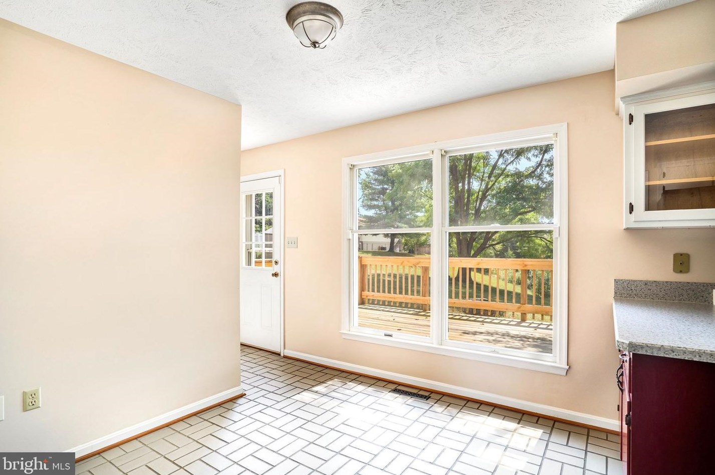 971 Auburn Ct, Front Royal VA  22630-5308 exterior