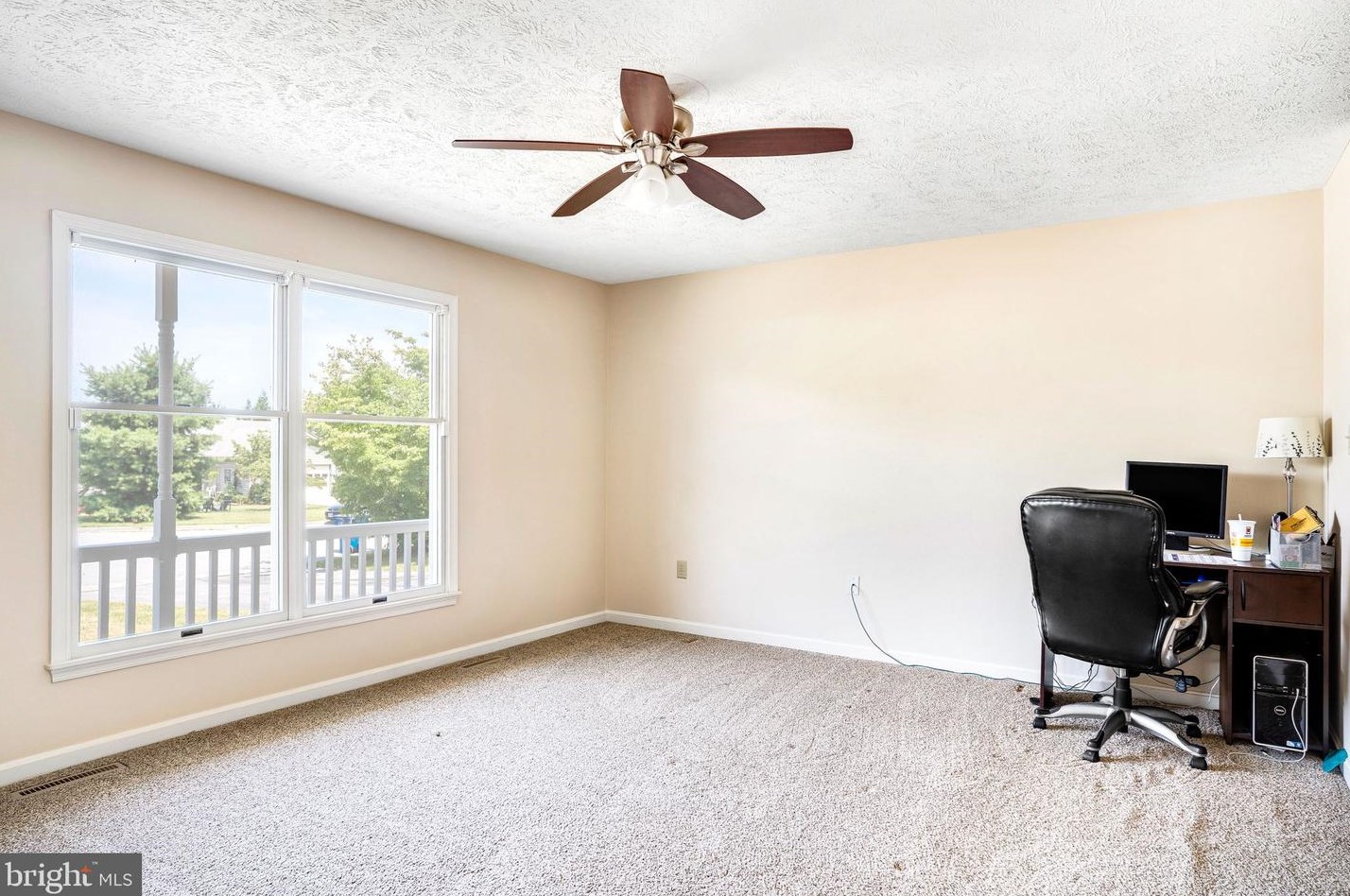 971 Auburn Ct, Front Royal VA  22630-5308 exterior