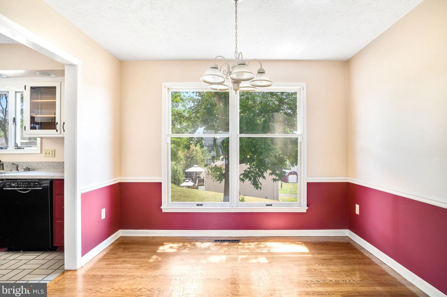 971 Auburn Ct, Front Royal VA  22630-5308 exterior