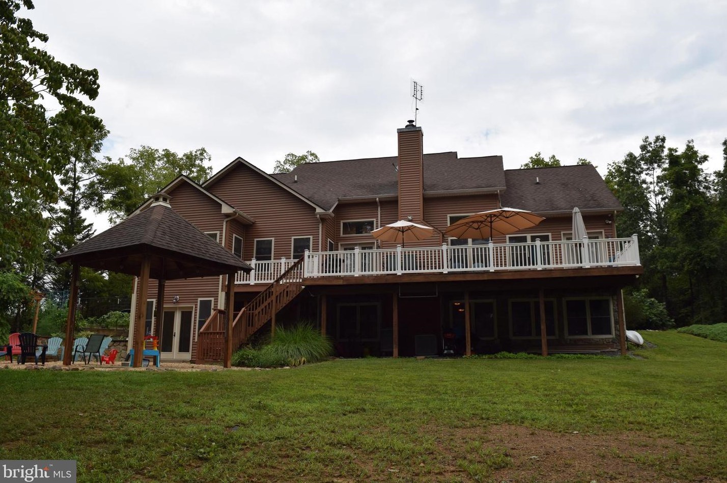 101 Timber Ridge Dr, Front Royal, VA 22630-8152
