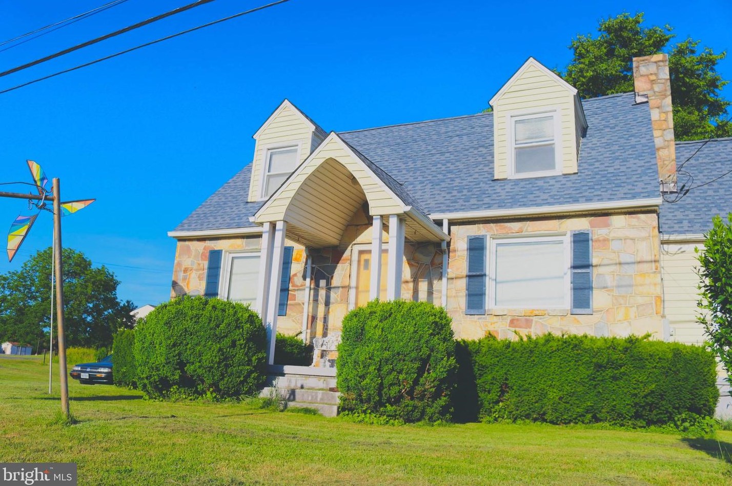 8363 Winchester Rd, Front Royal, VA 22630-6909