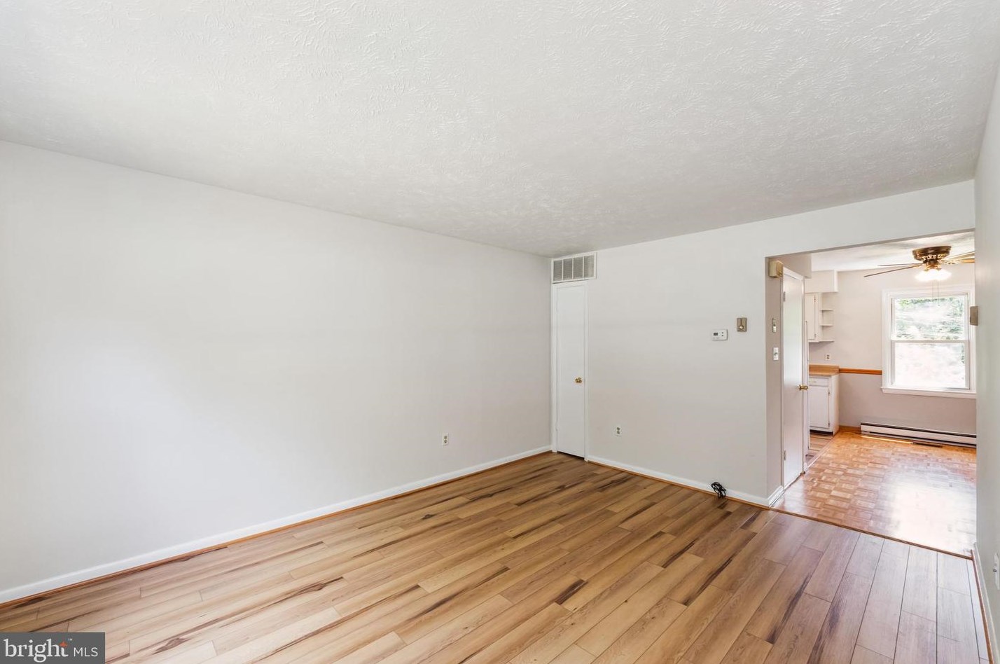 34 North St, Front Royal, VA 22630-2528