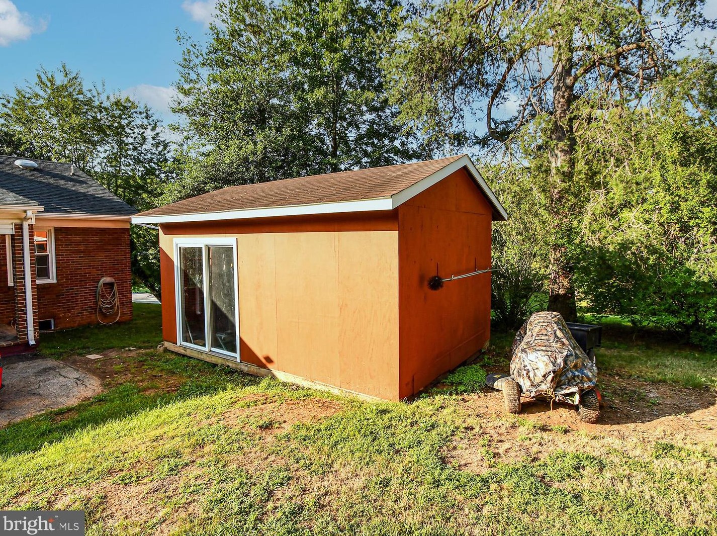 117 Jamestown Rd, Front Royal VA  22630-3721 exterior