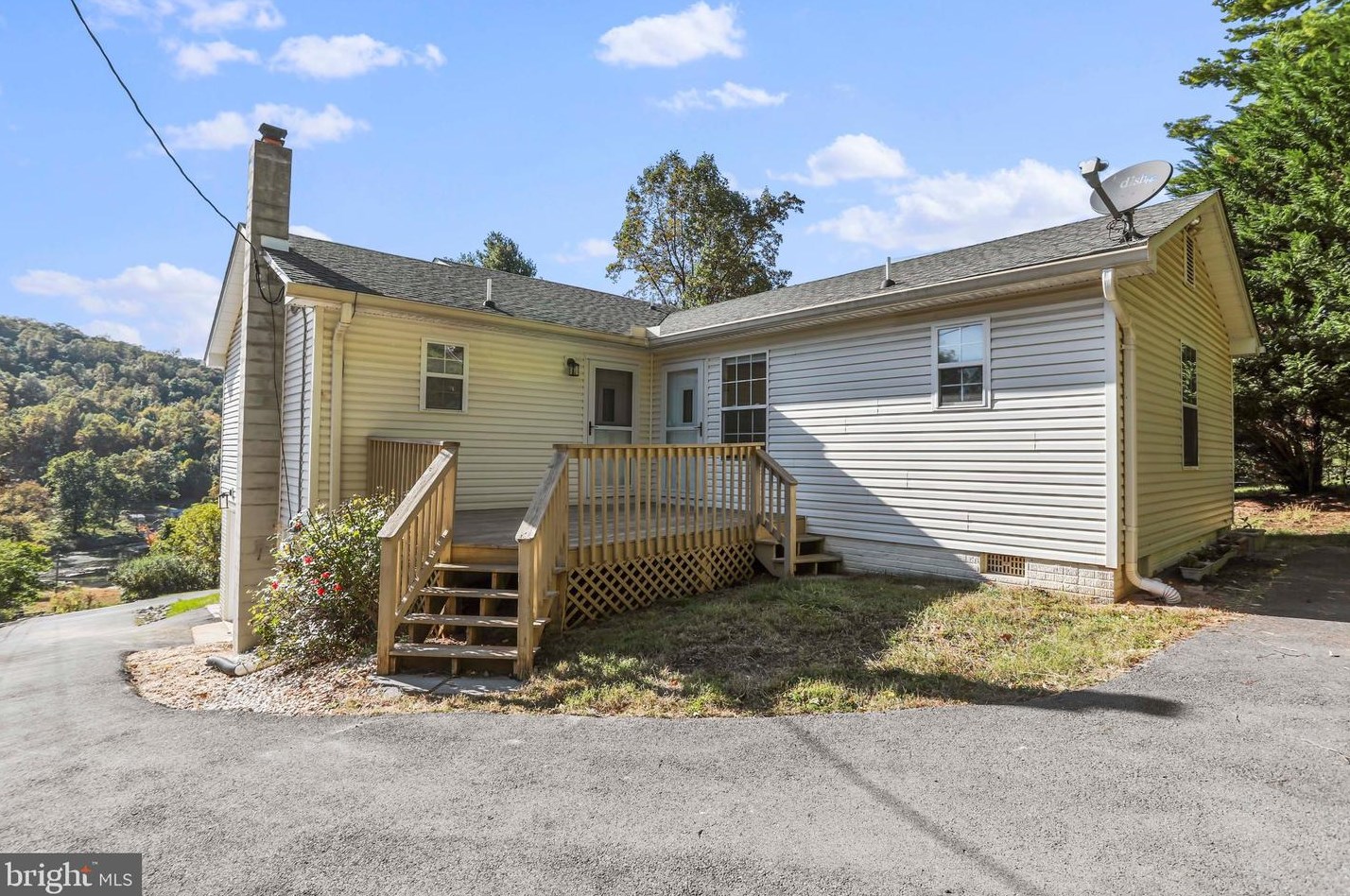 4103 Remount Rd, Front Royal VA  22630-5842 exterior