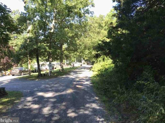 28 Oakleaf Ct, Front Royal, VA 22630