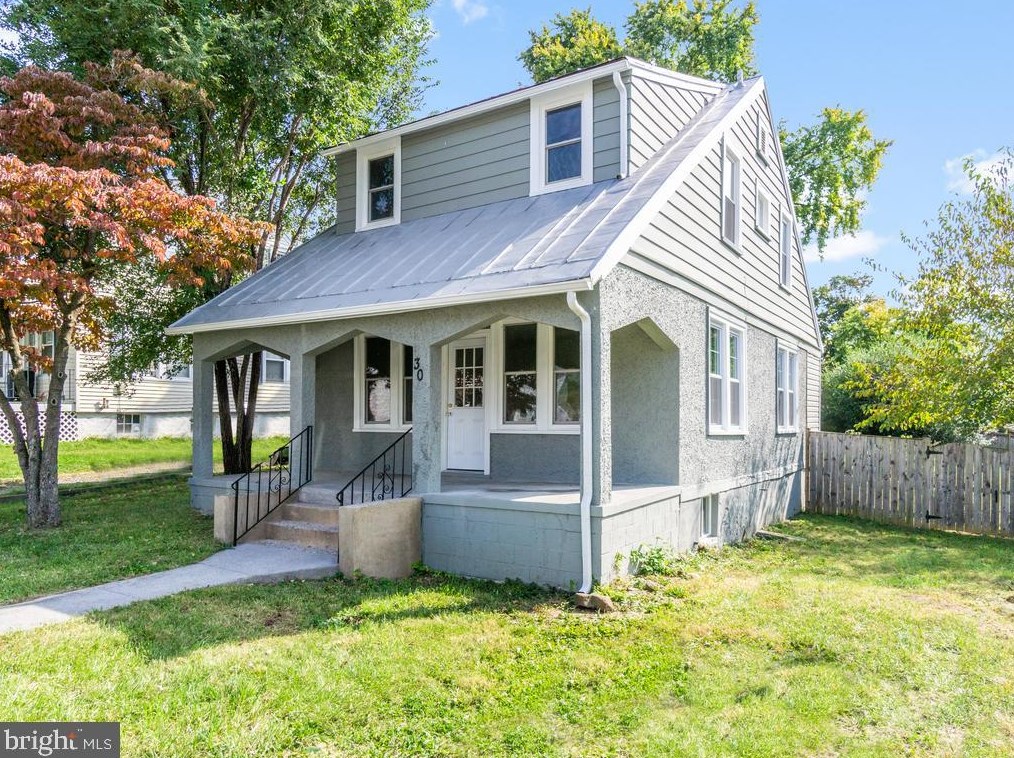 30 12th St, Front Royal, VA 22630-3514