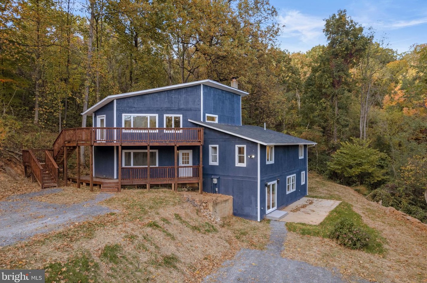 726 Harmony Orchard Rd, Front Royal, VA 22630-5212