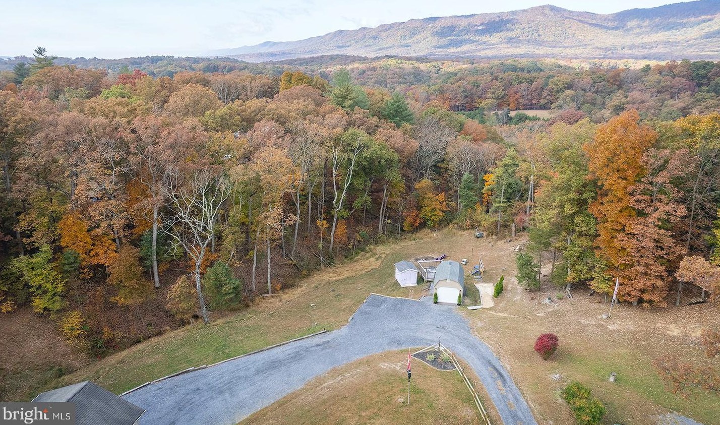 47 Willow Rd, Front Royal VA  22630-8984 exterior