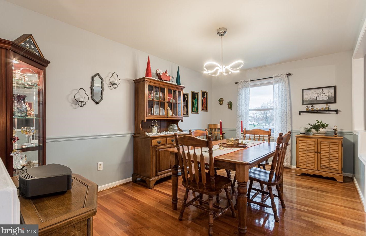 612 Meadow Ln, Front Royal VA  22630-5320 exterior