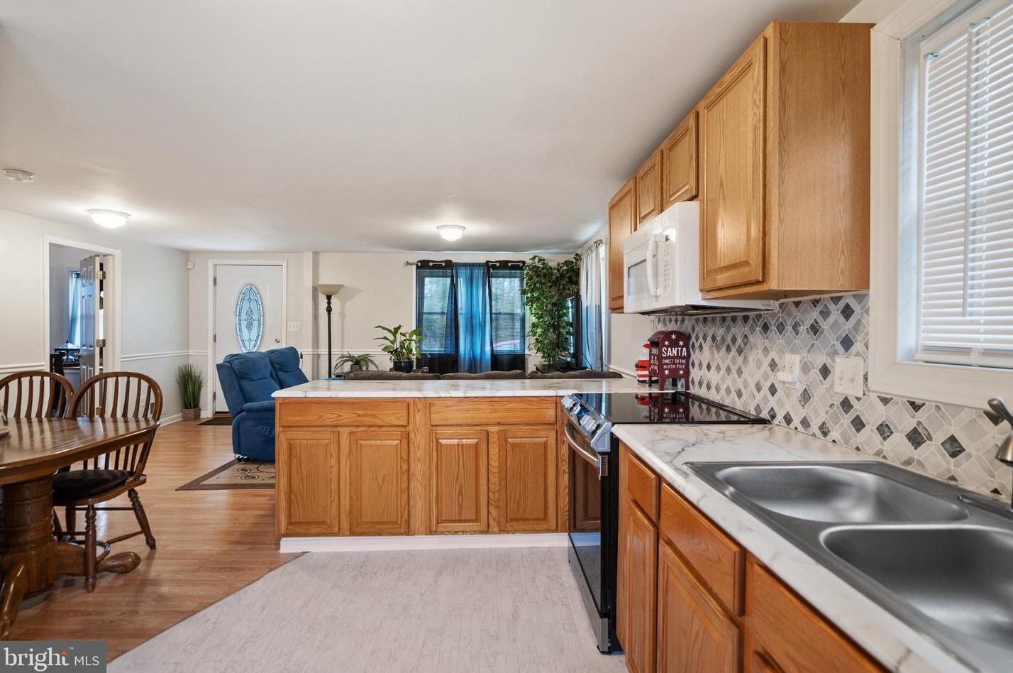 1343 Warren Ave, Front Royal VA  22630-4162 exterior