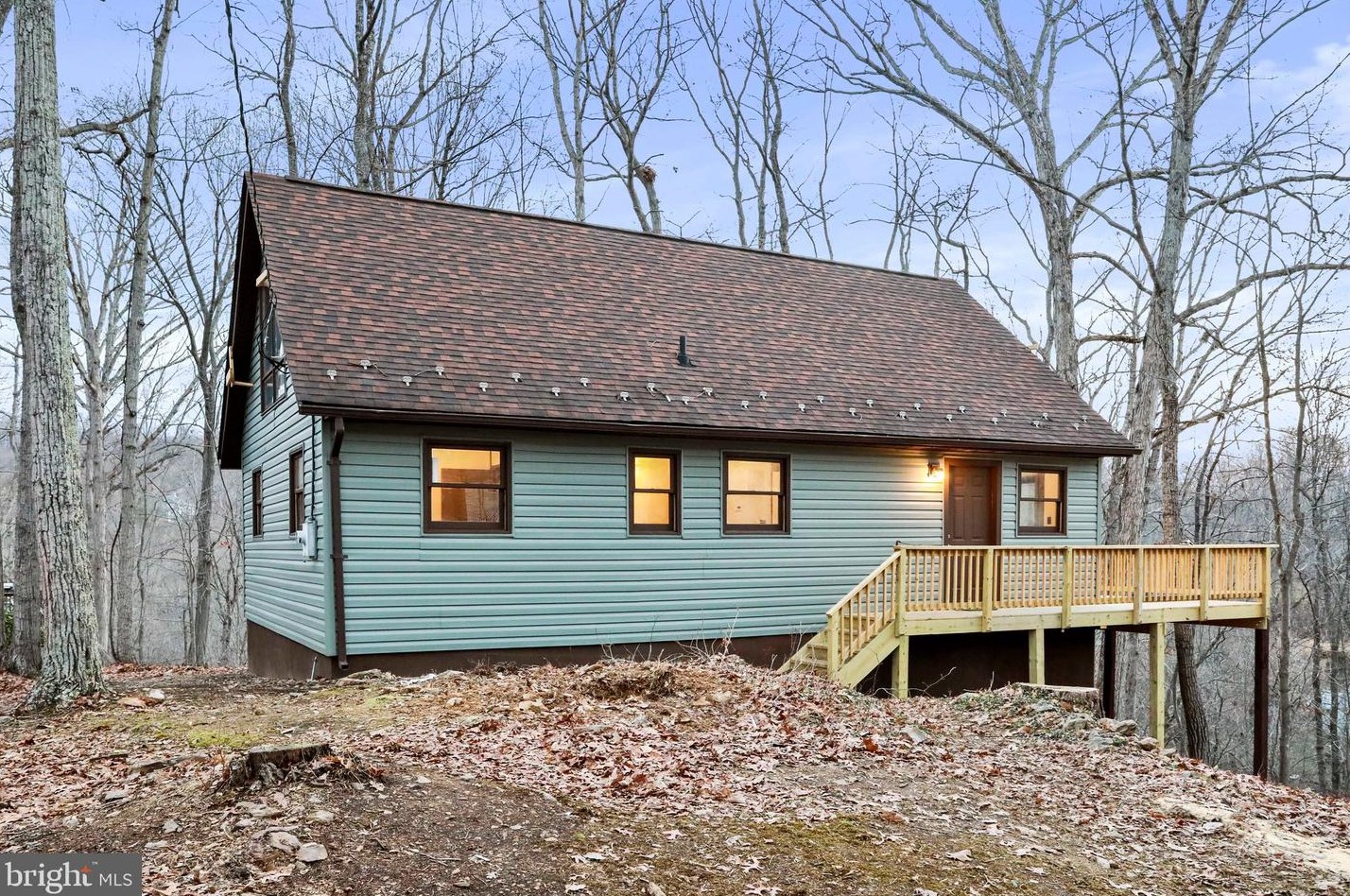 446 Hobbs Knob Rd, Front Royal, VA 22630