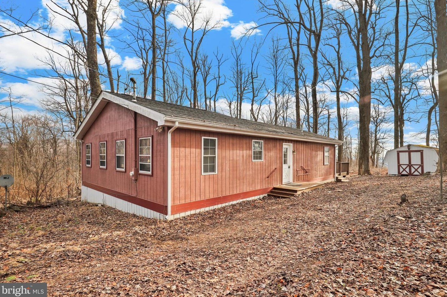 227 Highridge Rd, Front Royal, VA 22630