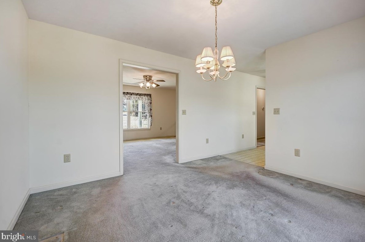 1141 Kesler Rd, Front Royal VA  22630-4661 exterior