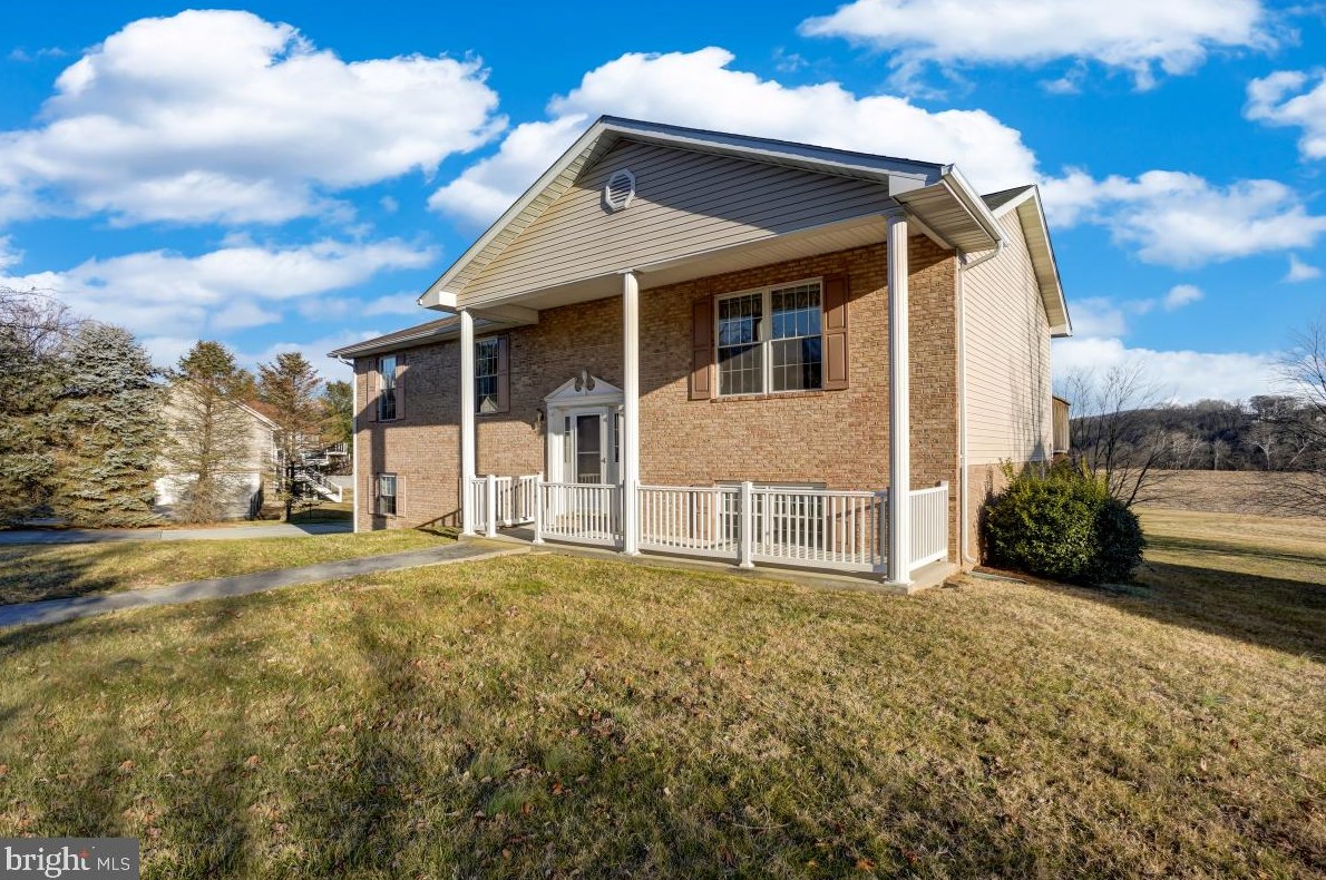 1141 Kesler Rd, Front Royal VA  22630-4661 exterior