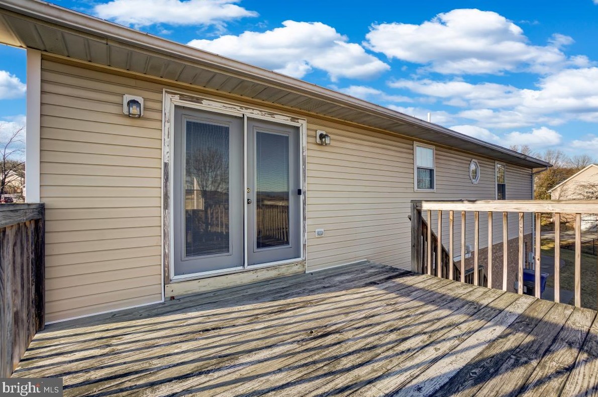 1141 Kesler Rd, Front Royal VA  22630-4661 exterior