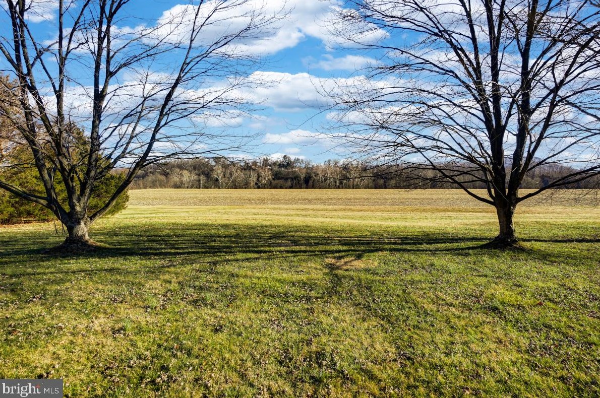 1141 Kesler Rd, Front Royal VA  22630-4661 exterior