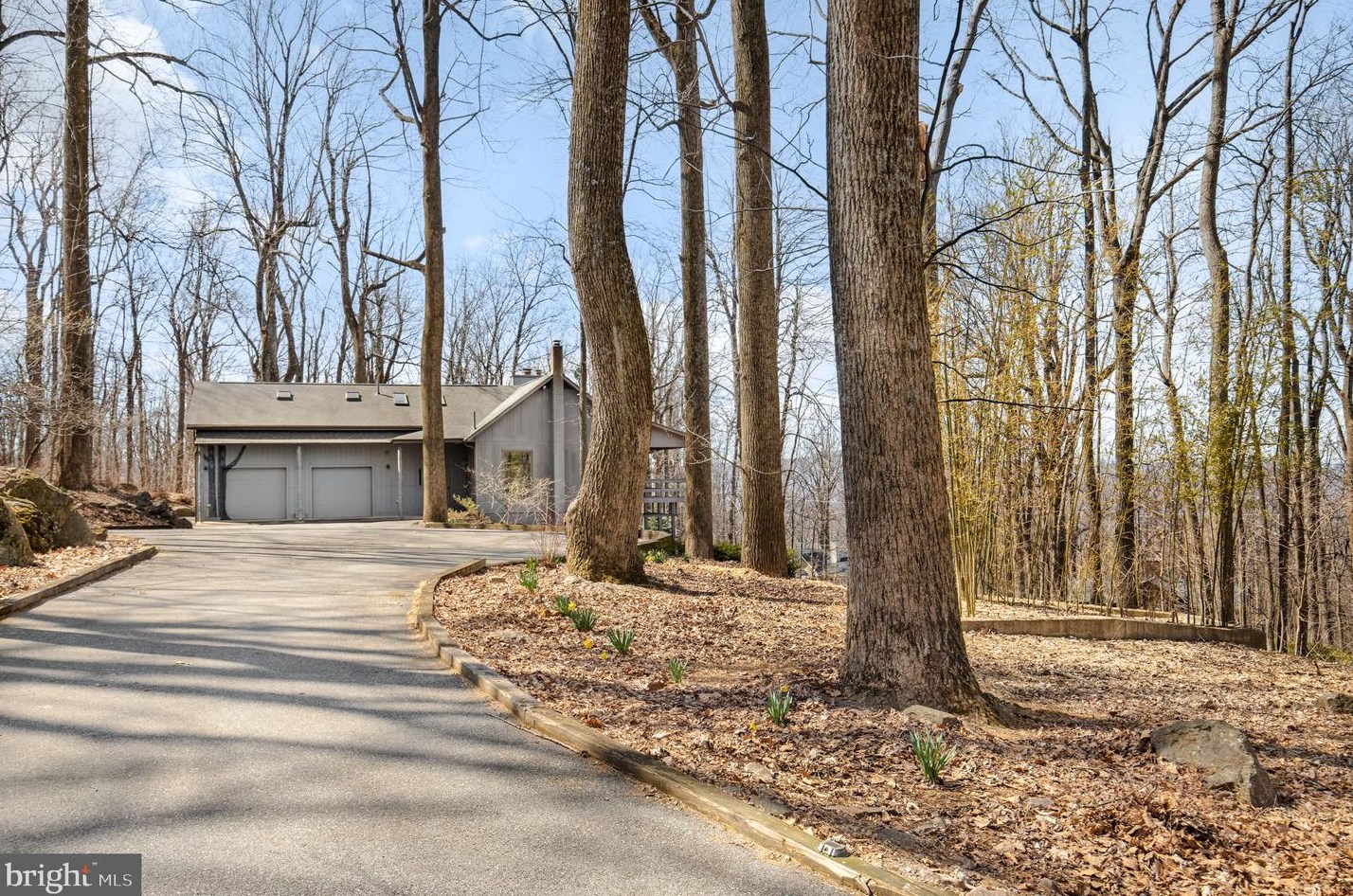 351 Skyline View Dr, Front Royal, VA 22630