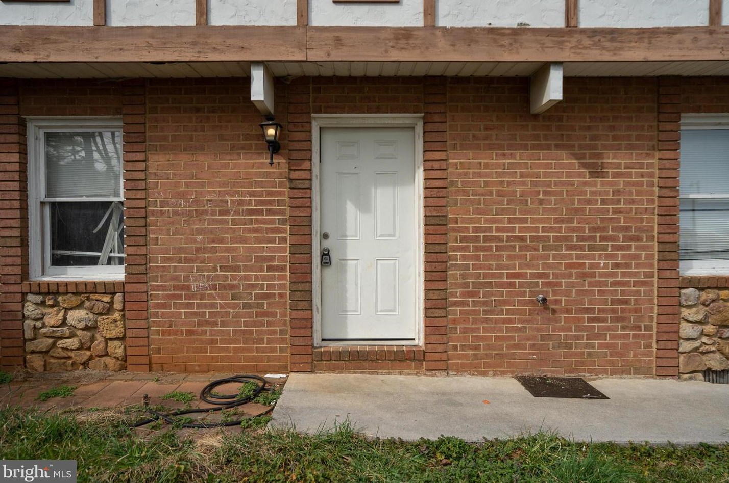 130 Elsia Dr, Front Royal, VA 22630-2317
