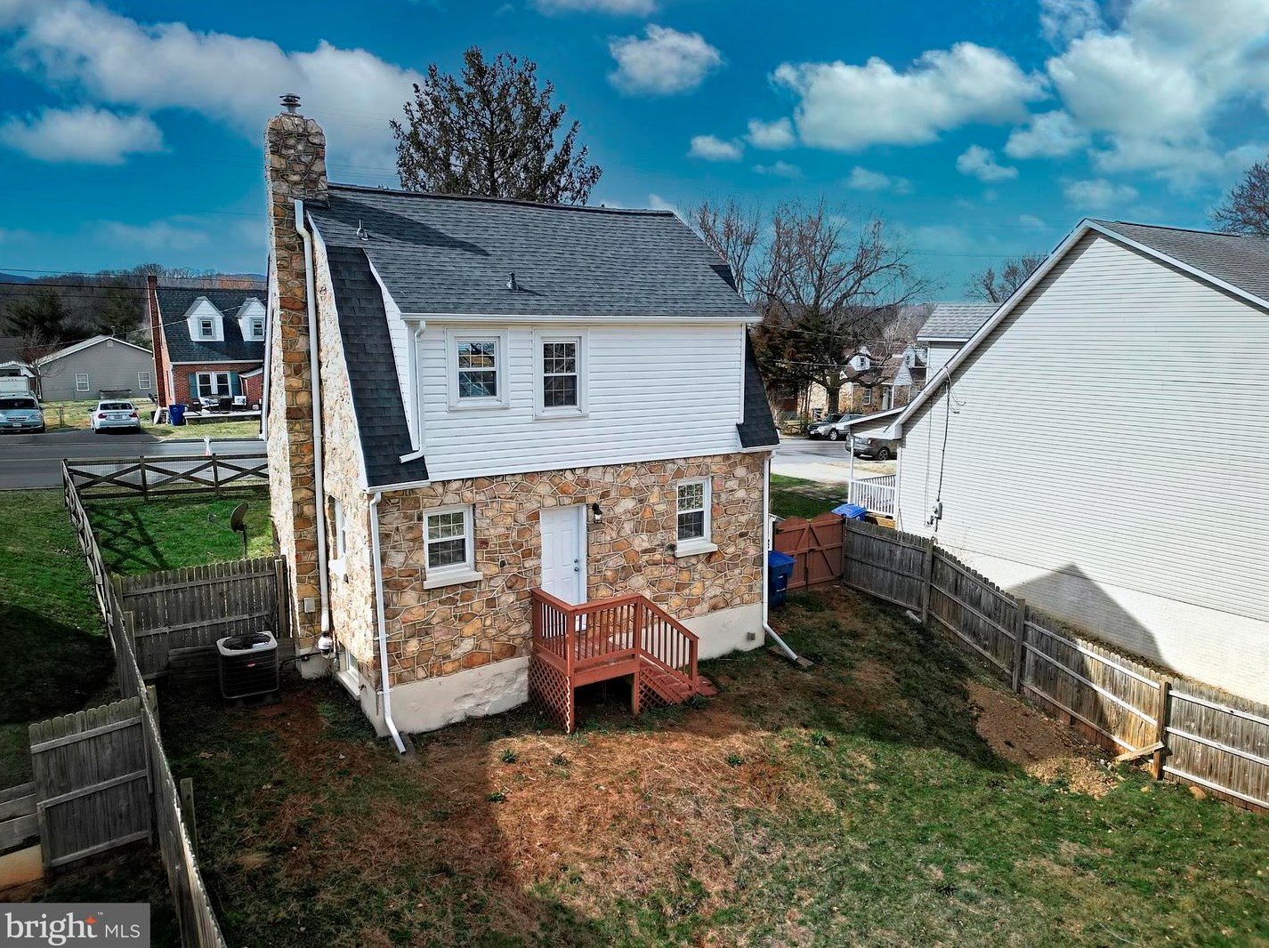 417 Kerfoot Ave, Front Royal VA  22630-2421 exterior